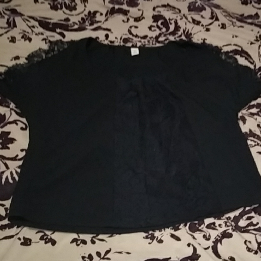 Lace Dolman sleeve blouse